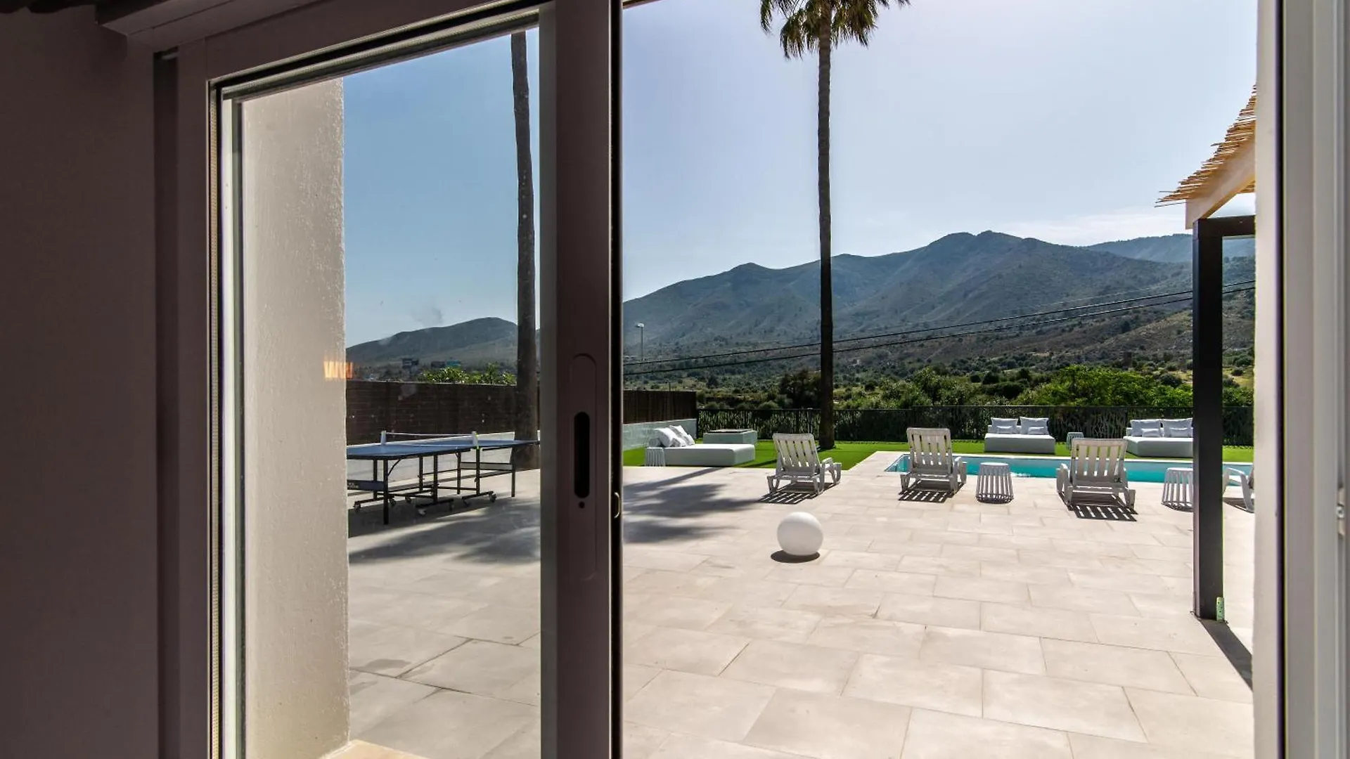 Palm Tree Villa 5 Bdr Pool & Bbq Torremolinos 0*,